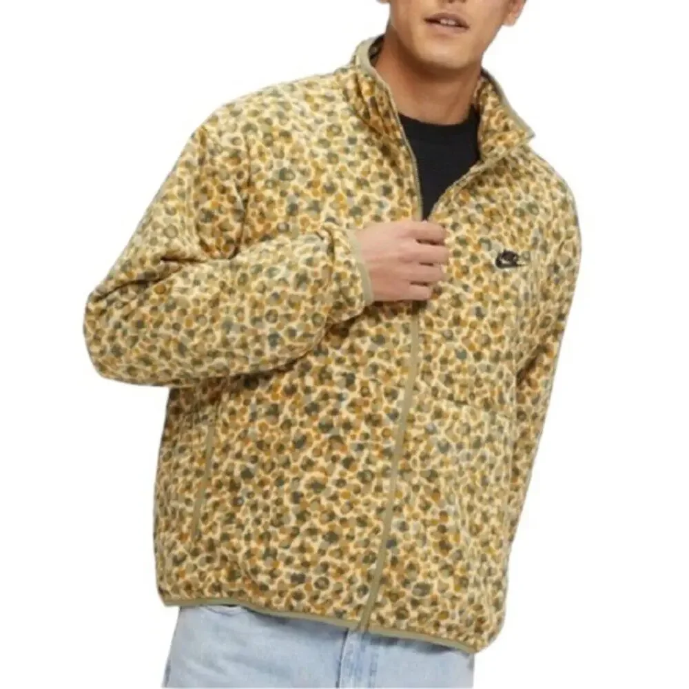 NIKE Club Fleece Full Zip Jacket in Team Gold/Neutral Olive MEN'S M